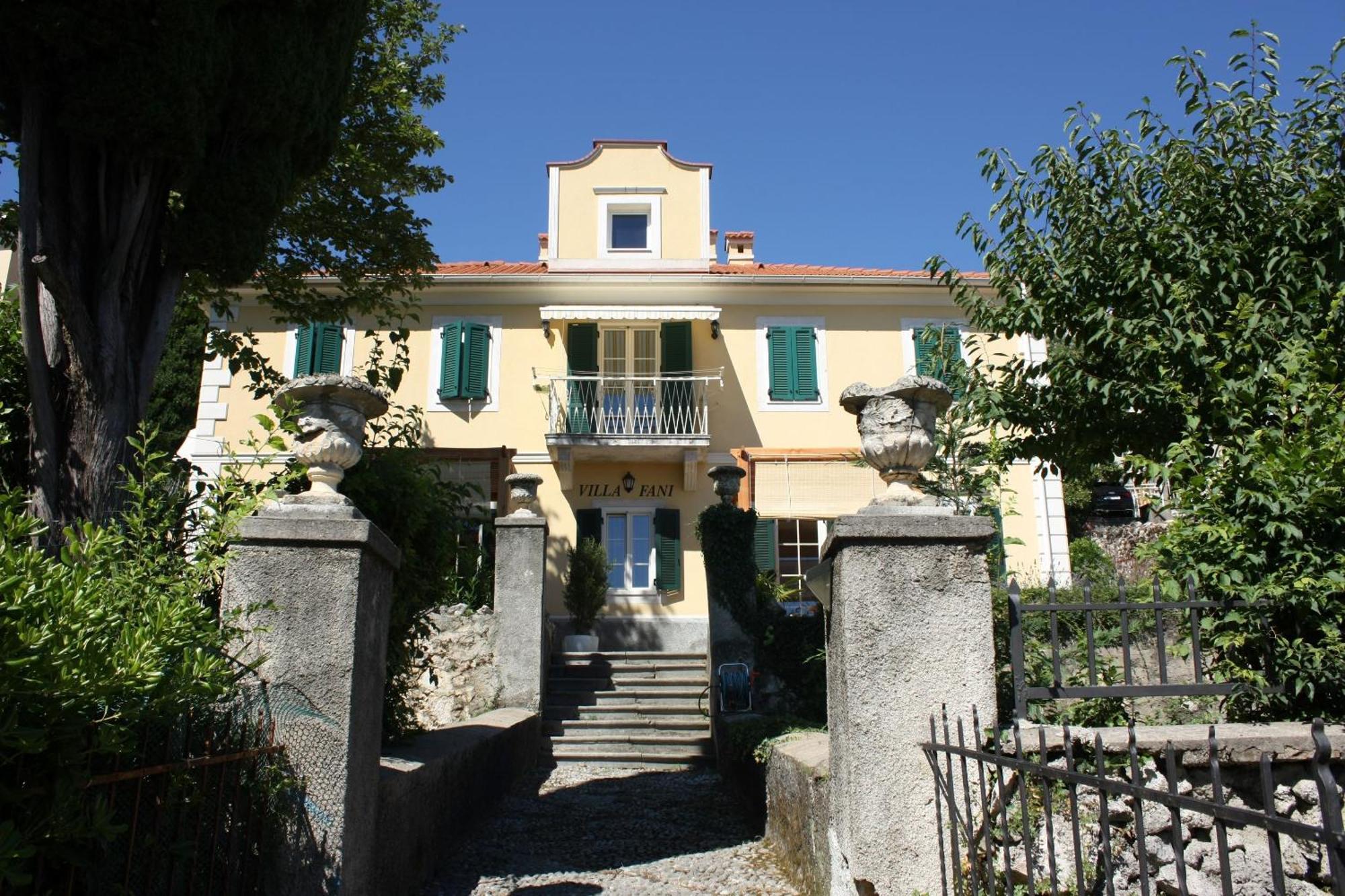 Villa Fani リエカ エクステリア 写真